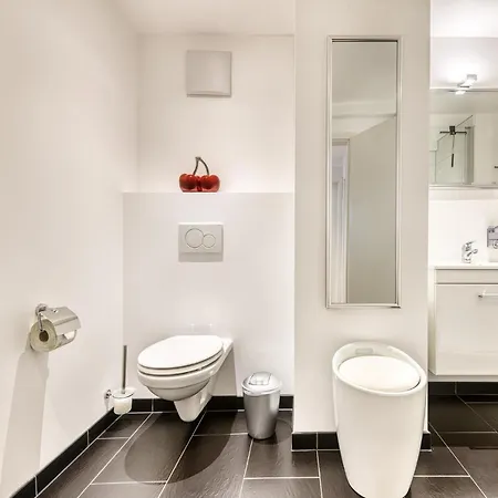 Zentral Mit Panorama-sonnenterrasse By A-appartments