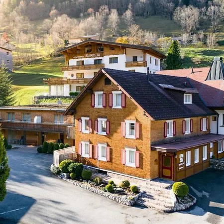 Zentral Mit Panorama-sonnenterrasse By A-appartments 아파트